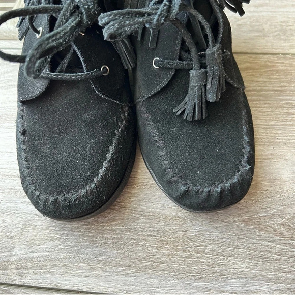 Minnetonka Black Lace-Up Fringe Wedge Booties - Picture 4 of 12
